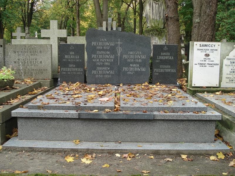 Zdjęcie grobu: Zbigniew Piechutowski