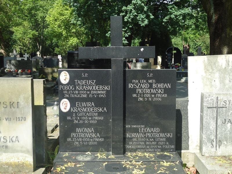 Zdjęcie grobu Ryszard Bohdan Piotrowski (2)