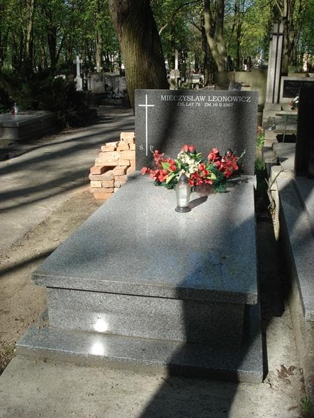 Zdjęcie grobu: Mieczysław Leonowicz