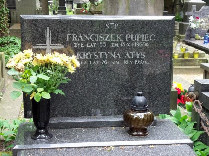Zdjęcie grobu Krystyna Atys (2)