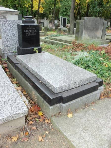 Zdjęcie grobu Stanisław Niezręcki (1)