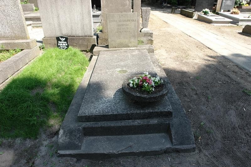 Zdjęcie grobu Albina Kunikowska (1)