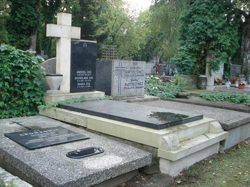 Zdjęcie grobu Wanda Dug (1)