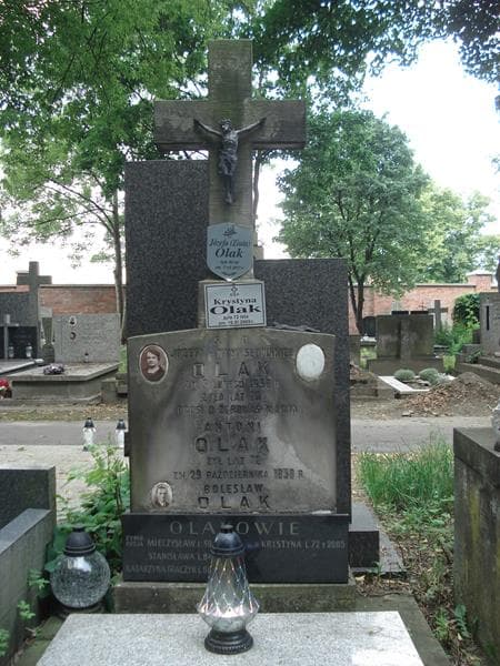 Zdjęcie grobu Krystyna Olak (1)