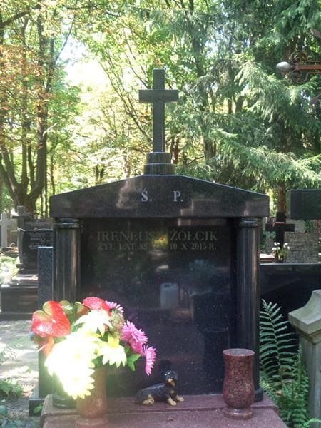 Zdjęcie grobu Ireneusz Żółcik (2)