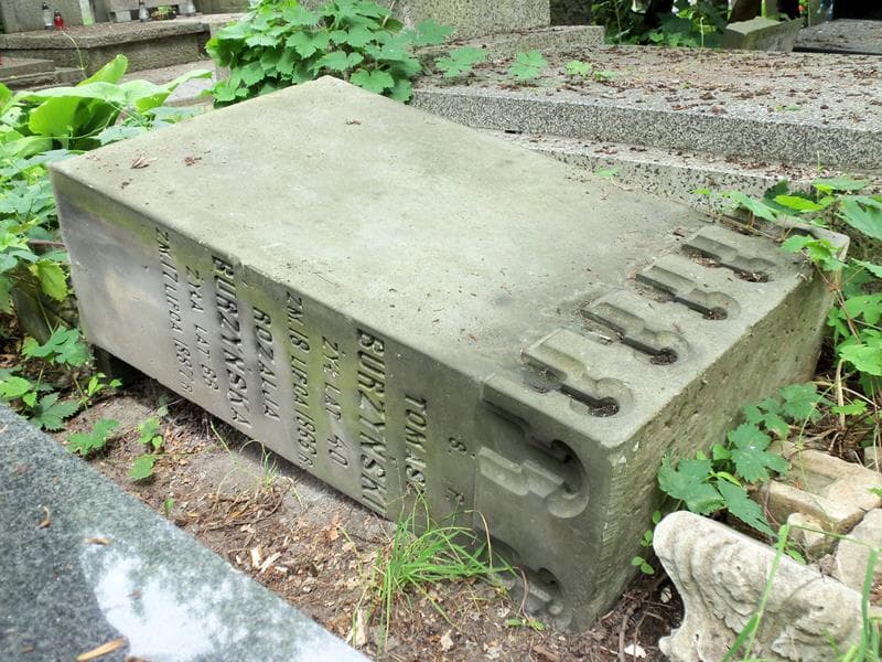 Zdjęcie grobu Rozalja Burzyńska (2)