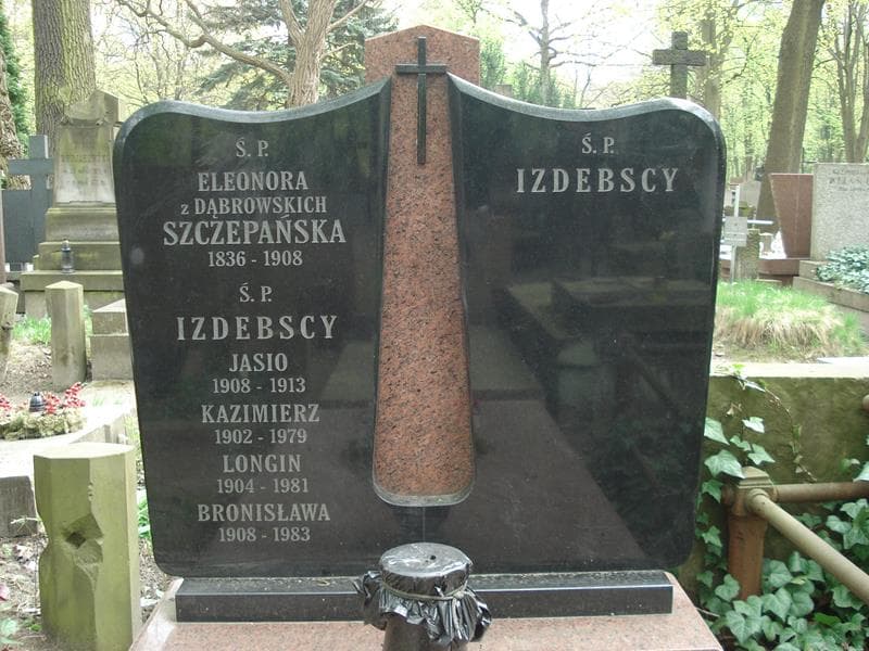 Zdjęcie grobu Longin Izdebski (1)