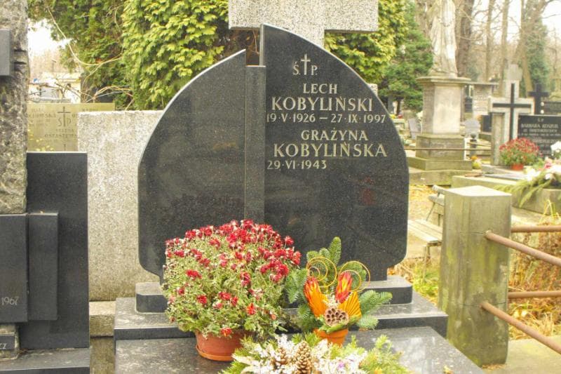 Zdjęcie grobu Lech Kobyliński (2)