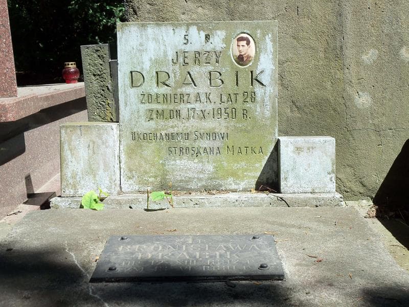 Zdjęcie grobu Bronisława Drabik (2)