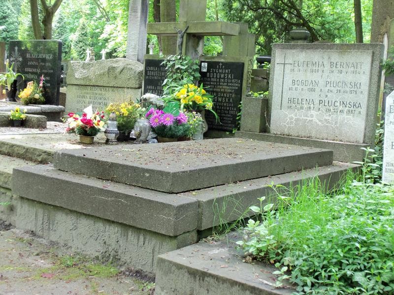 Zdjęcie grobu Bogdan Pluciński (1)