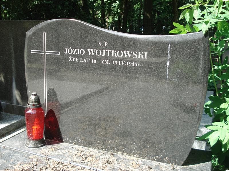 Zdjęcie grobu Józio Wojtkowski (1)