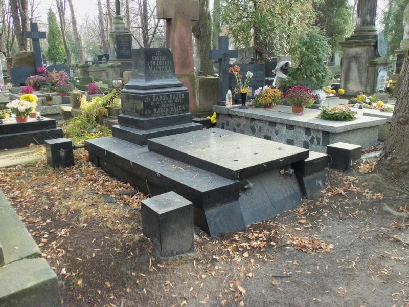 Zdjęcie grobu Marja Bajer (1)