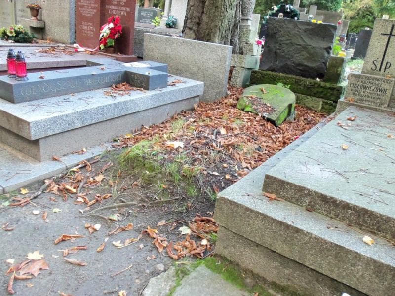 Zdjęcie grobu Anonim (1)