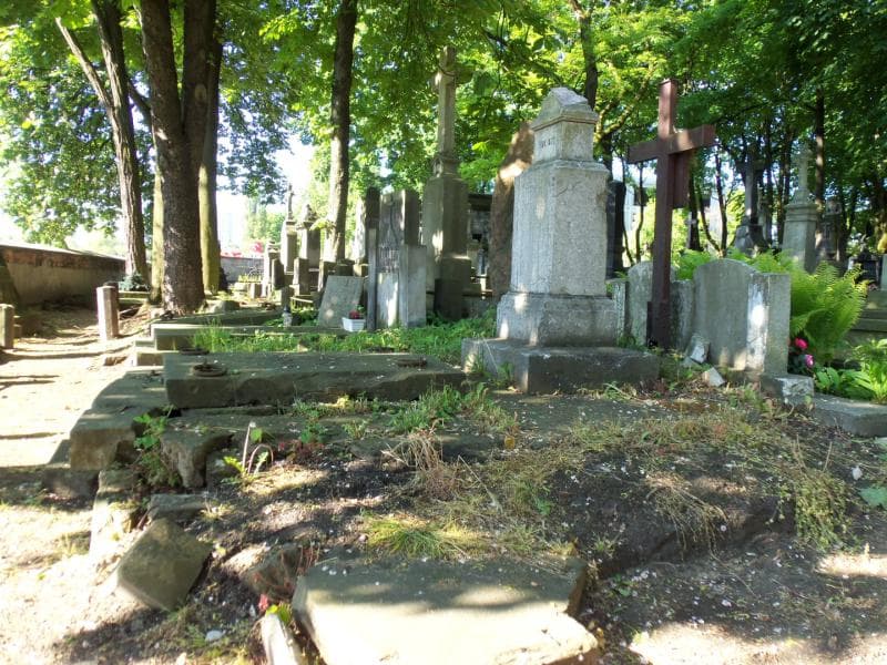 Zdjęcie grobu Wykowscy (1)