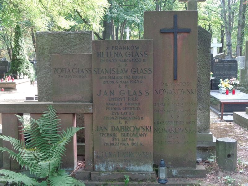 Zdjęcie grobu Wiktor Nowakowski (2)