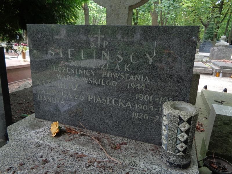Zdjęcie grobu Kazimierz Sieliński (2)