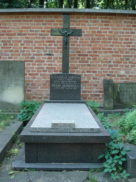 Zdjęcie grobu: Eugeniusz Ugniewski