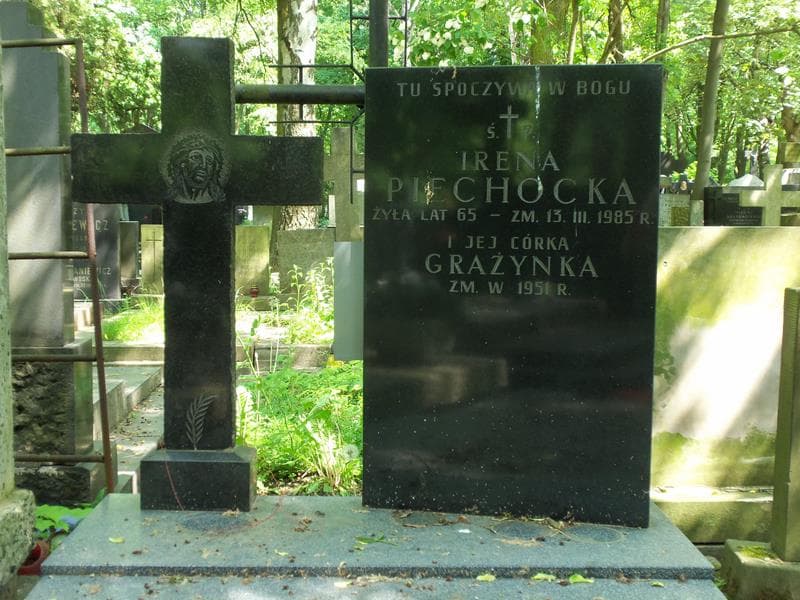 Zdjęcie grobu Irena Piechocka (2)