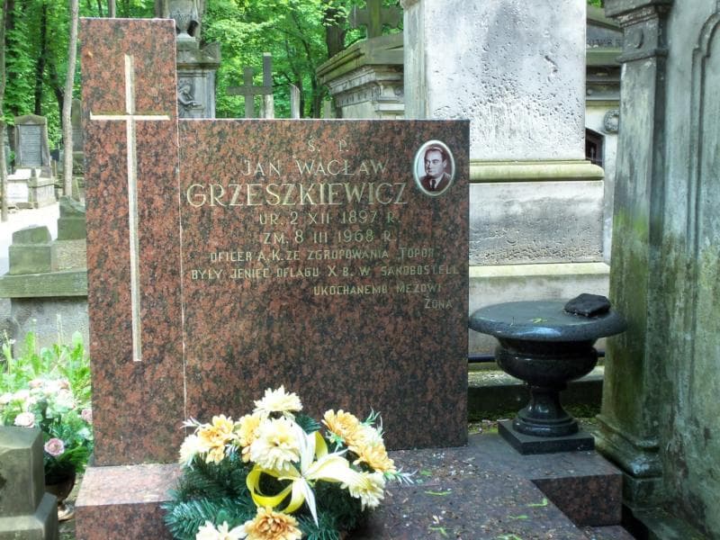 Zdjęcie grobu Jan Wacław Grzeszkiewicz (2)