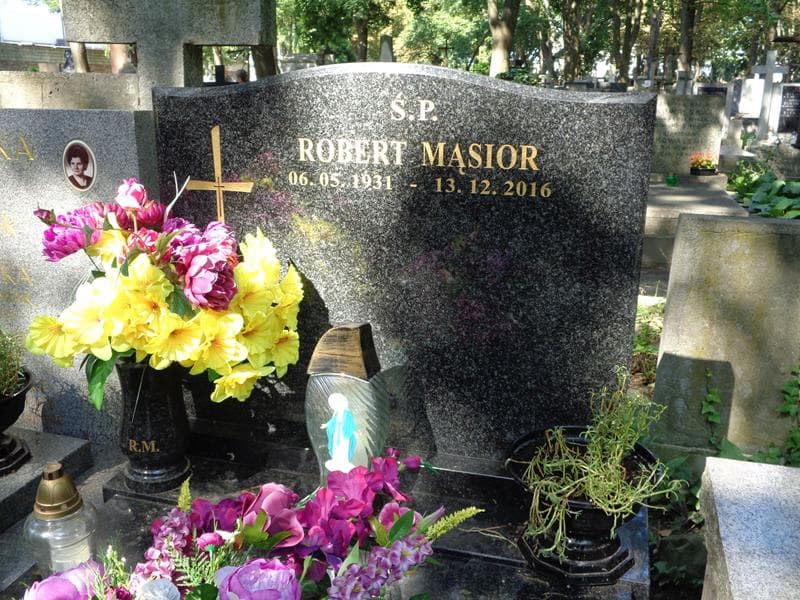 Zdjęcie grobu Robert Mąsior (1)