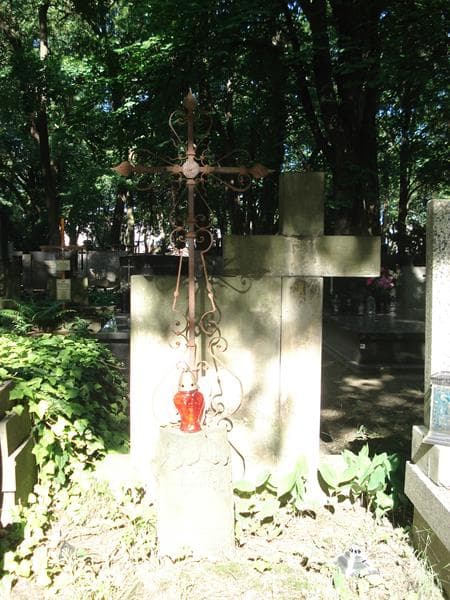 Zdjęcie grobu Maniuś Kuczyński (1)