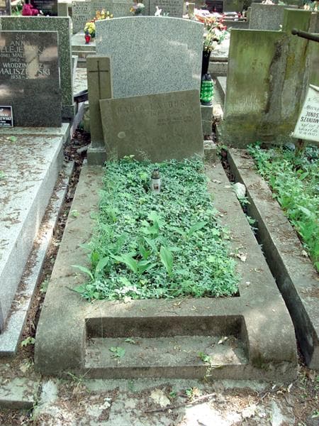Zdjęcie grobu: Maria Latour