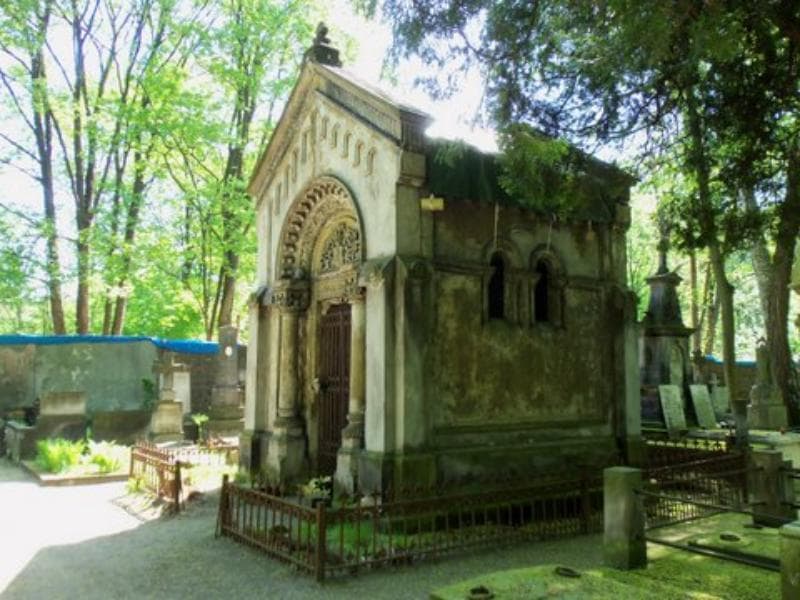 Zdjęcie grobu Lachniccy (2)