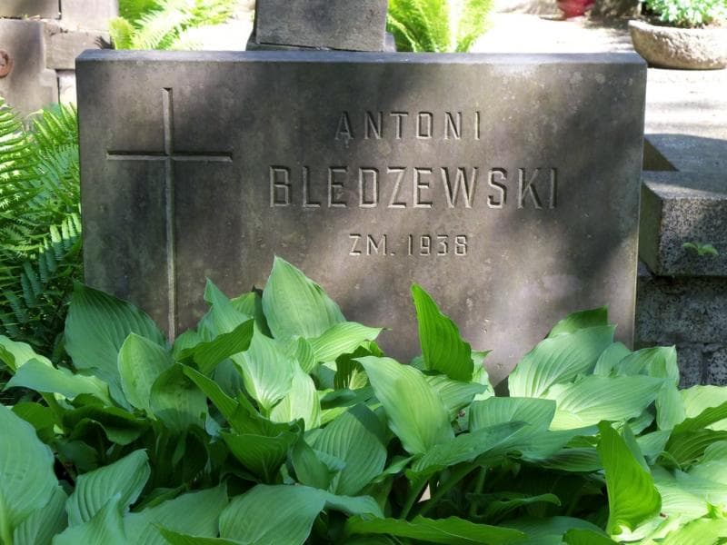 Zdjęcie grobu Antoni Bledzewski (2)