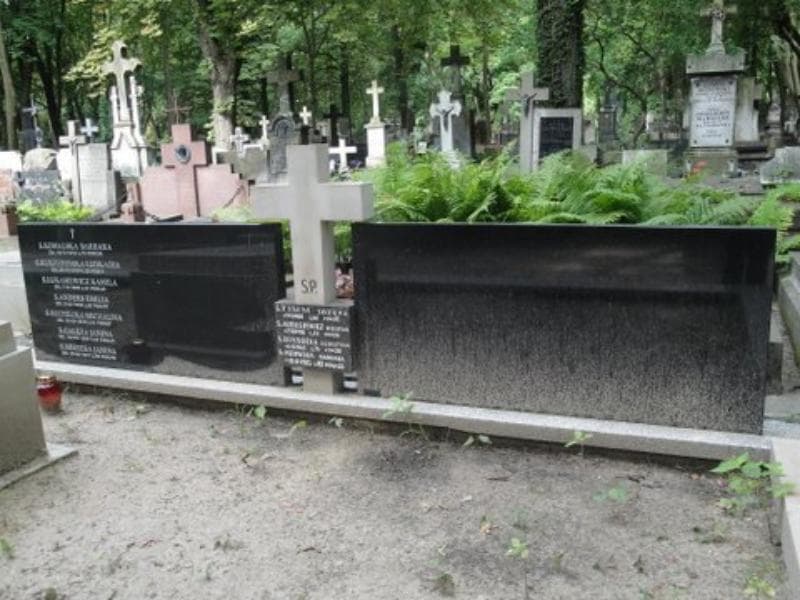 Zdjęcie grobu Emilia Anders (2)