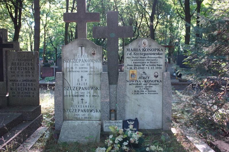 Zdjęcie grobu Jerzy Nowina - Konopka (1)