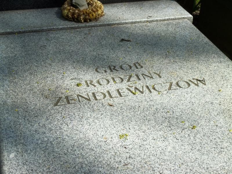 Zdjęcie grobu Krystyna Maringe (2)