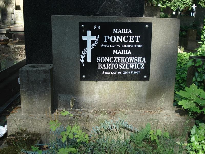 Zdjęcie grobu Maria Poncet (1)