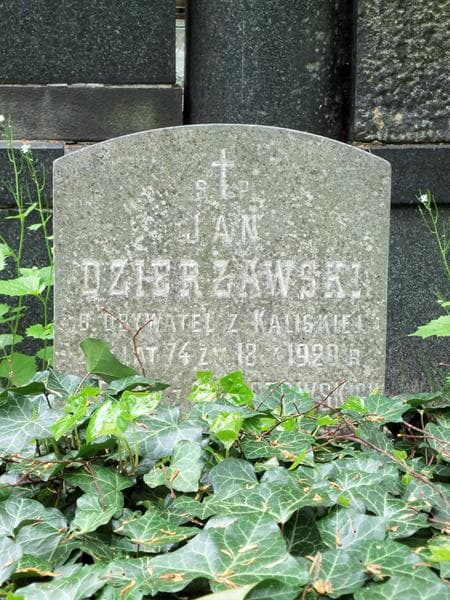 Zdjęcie grobu Jan Dzierżawski (2)