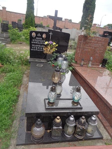Zdjęcie grobu Władysława Stępień (1)