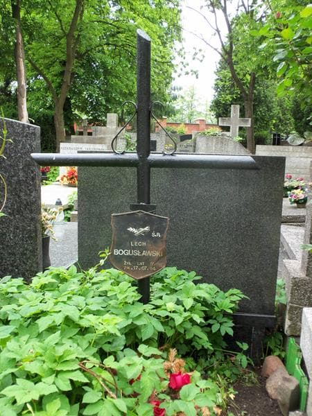 Zdjęcie grobu Lech Bogusławski (1)
