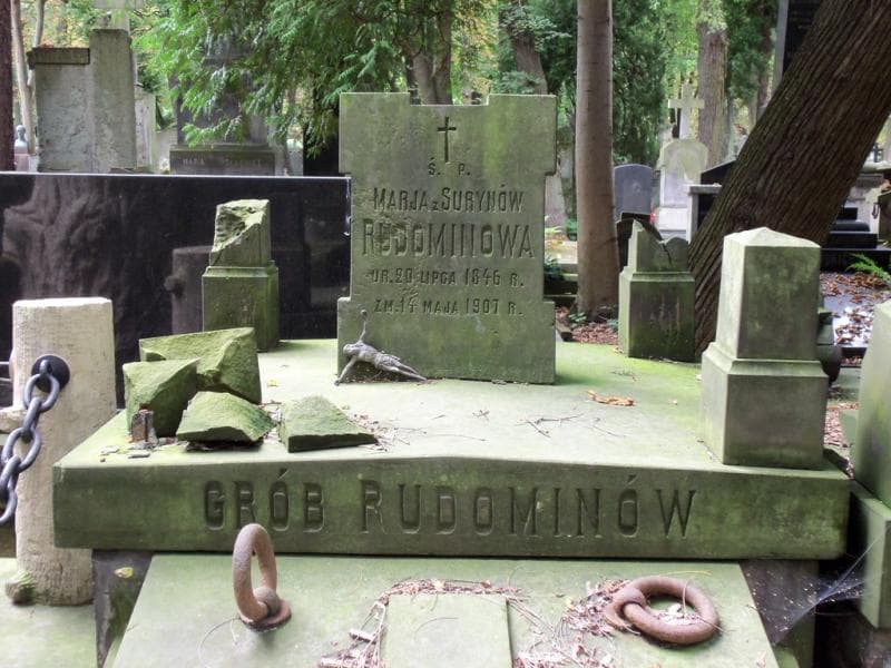 Zdjęcie grobu Maria Rudominowa (2)