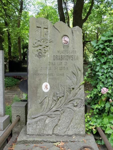 Zdjęcie grobu Władysława Drabikowska (2)