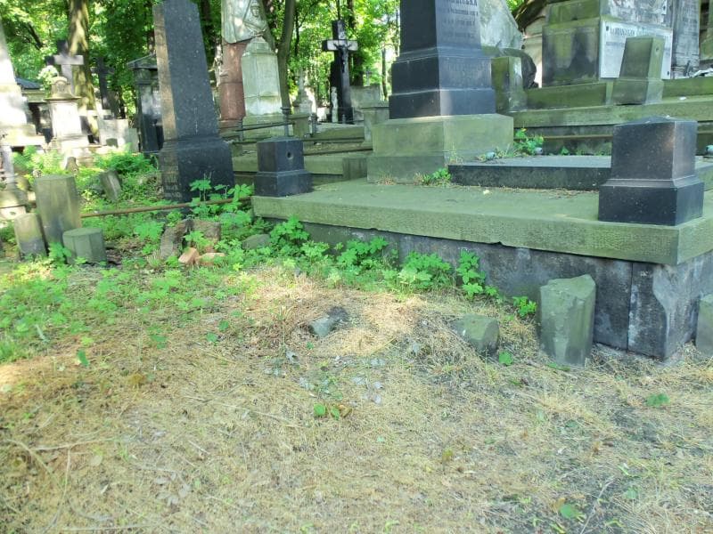 Zdjęcie grobu Anonim (1)