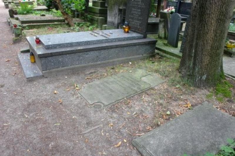 Zdjęcie grobu Stanisław Białoskórski (1)