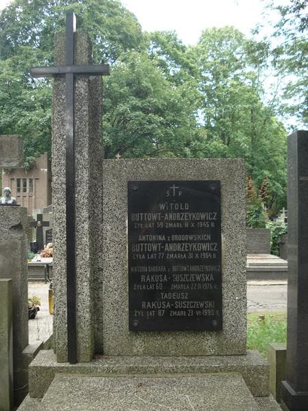 Zdjęcie grobu Antonina Buttowt-Andrzeykowicz (2)