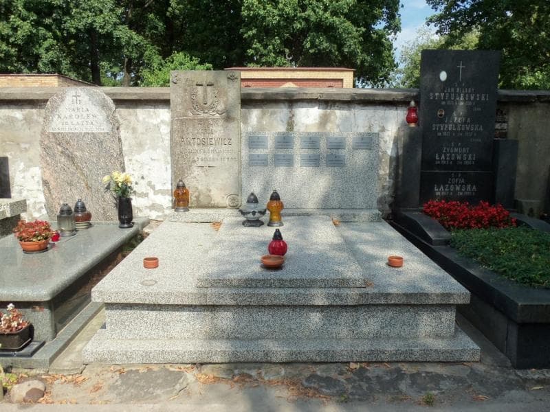 Zdjęcie grobu: Adam Antosiewicz