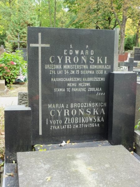 Zdjęcie grobu Edward Cyroński (2)