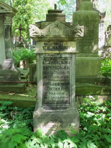 Zdjęcie grobu Józefa Stuczkajska (1)