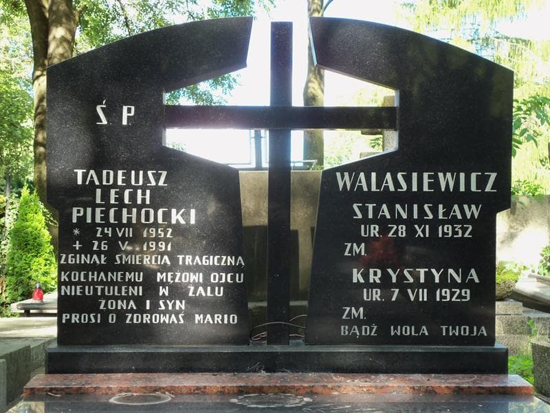 Zdjęcie grobu Tadeusz Lech Piechocki (2)