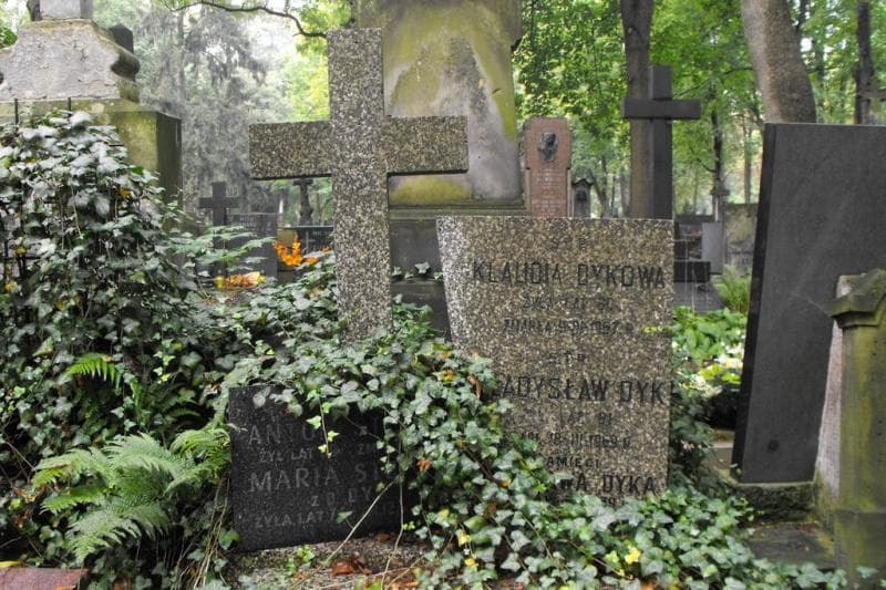 Zdjęcie grobu Klaudia Dykowa (2)