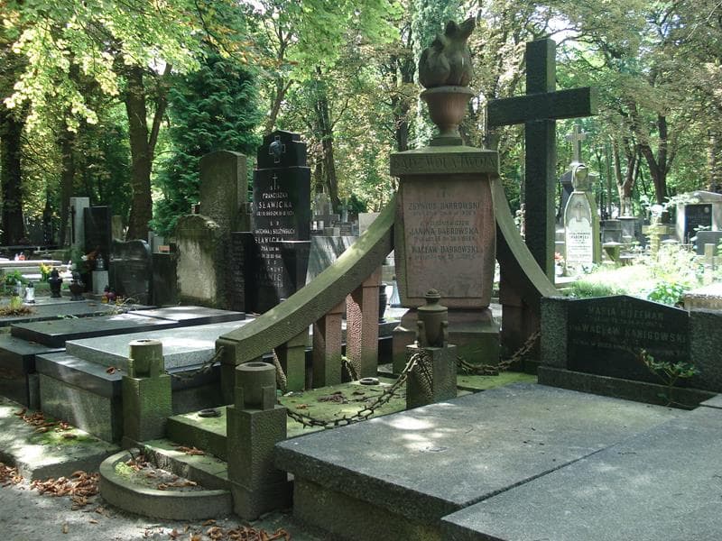 Zdjęcie grobu Zbyniuś Dąbrowski (1)