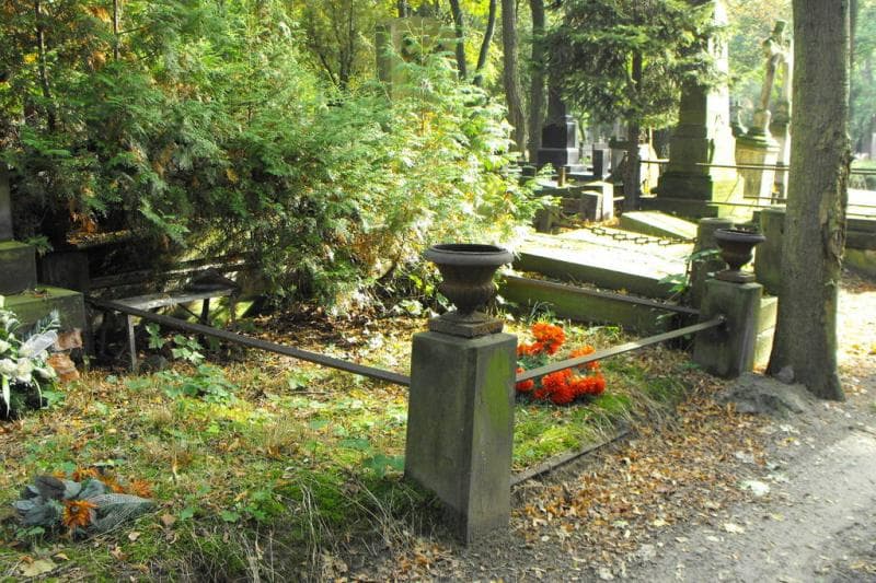 Zdjęcie grobu Anonim (1)