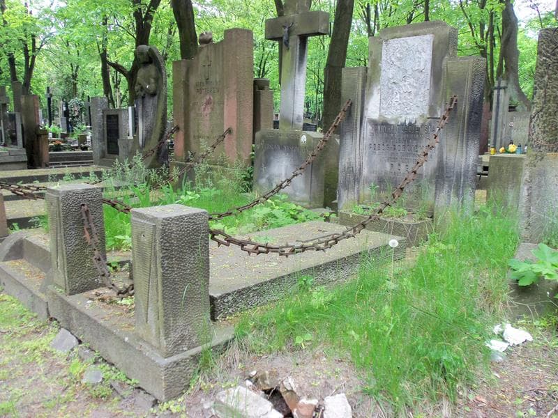 Zdjęcie grobu Henryka Pobojewska (1)