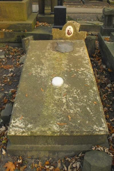 Zdjęcie grobu Maryanna Plendus (2)