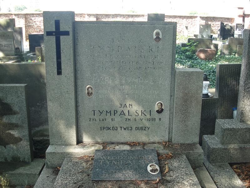Zdjęcie grobu Józefa Tympalska (2)